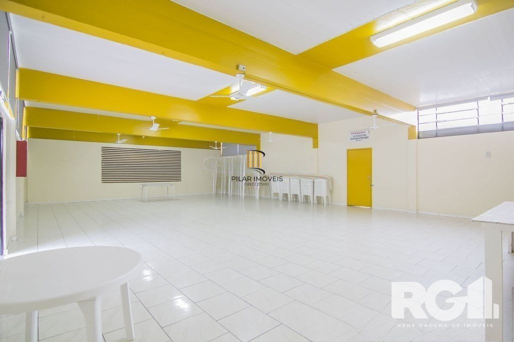 Apartamento 2 quartos, 48m² privativos 01 vaga - Zeferino Dias - Sarandi