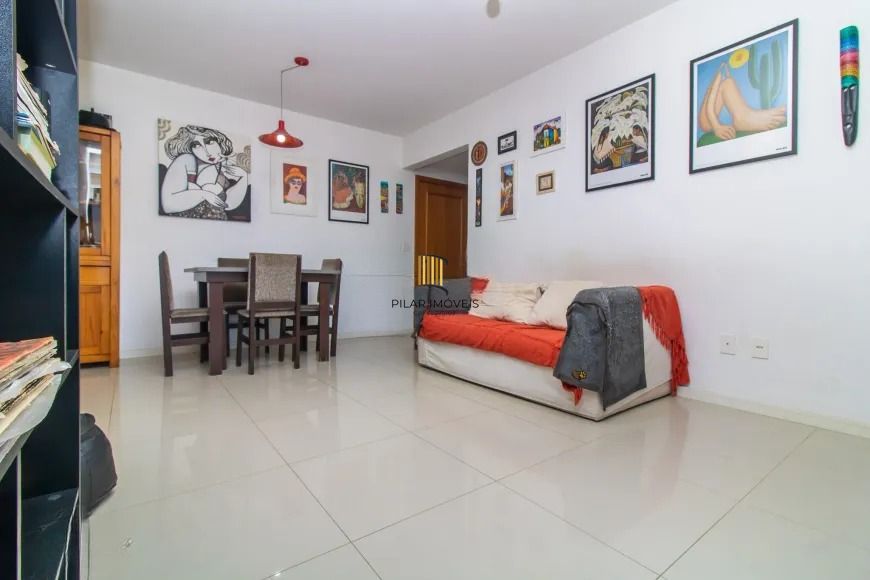 Apartamento com 2 Quartos 76m² privativos 1 vaga - Ferreira Viana Petropolis