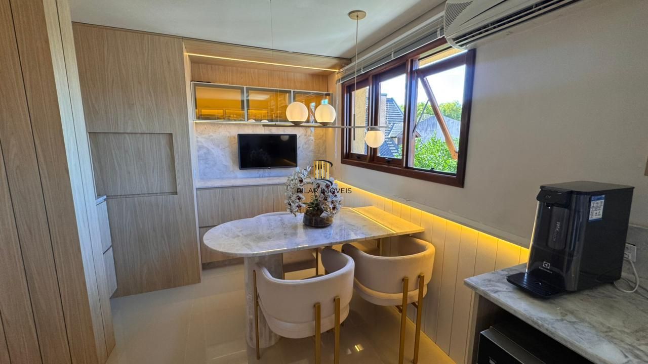 Casa Semimobiliada 3 dorm em Condomínio Fechado no Jardim Planalto