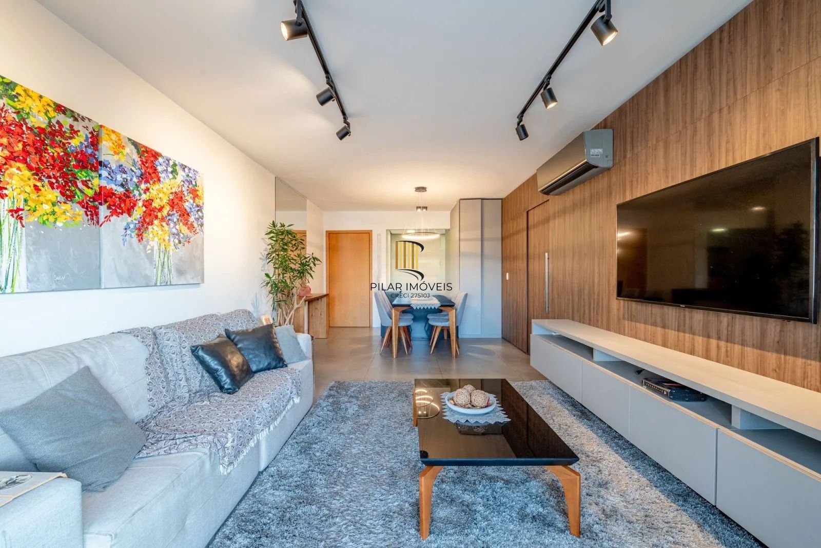 Apartamento Garden com 178m², 3 quartos, 1 suíte, 2 vagas, no bairro Chácara Das Pedras