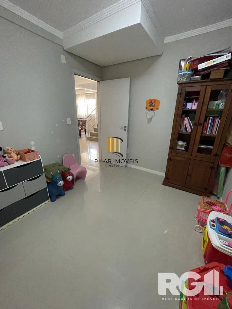 Casa 4 Dormitório(s) Bairro Centro