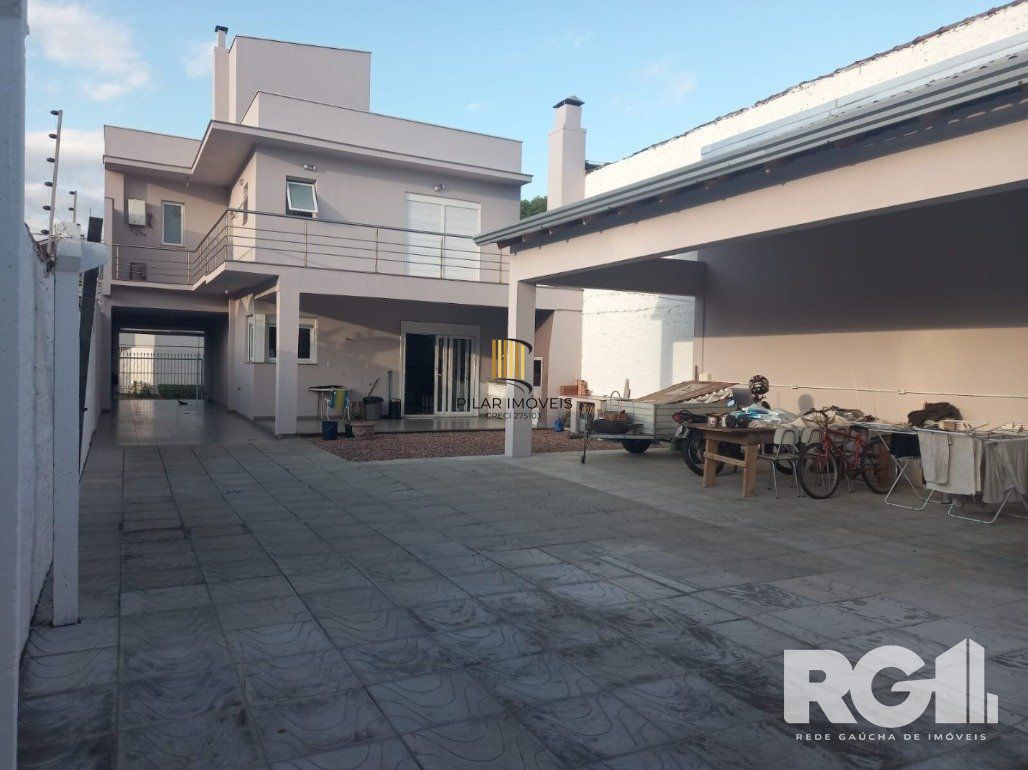Casa 3 dormitórios no bairro São Sebastião