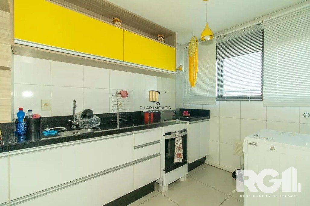 Apartamento com lareira,  2 dorm  Residencial Paris-  Rua: Engenheiro Arnaldo Gladoch  - São Sebastião