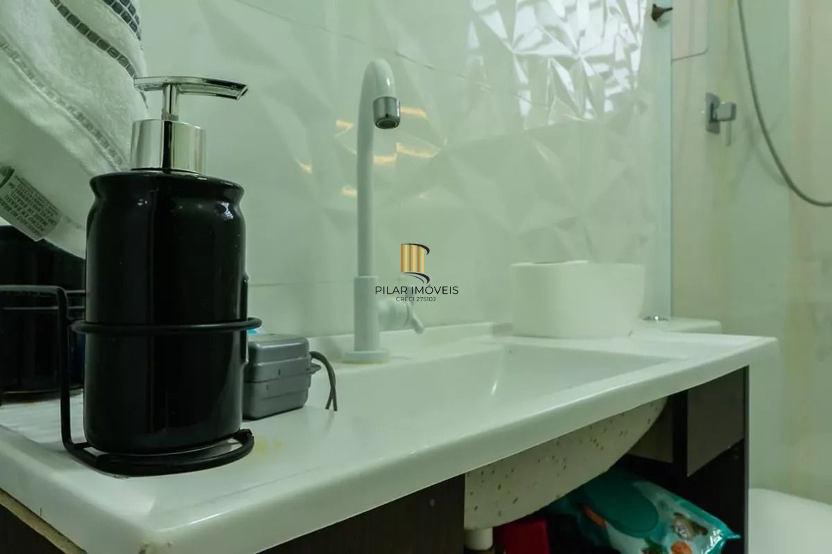 Apartamento 2 dorm. 72m² na Rua Engenheiro Sadi Castro no bairro Sarandi