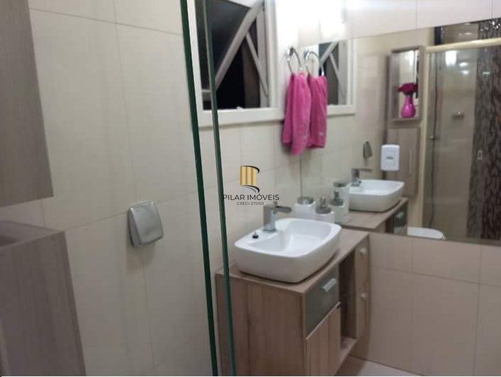 Apartamento 2 dorm, varanda integrada com churrasqueira no centro Cachoeirinha