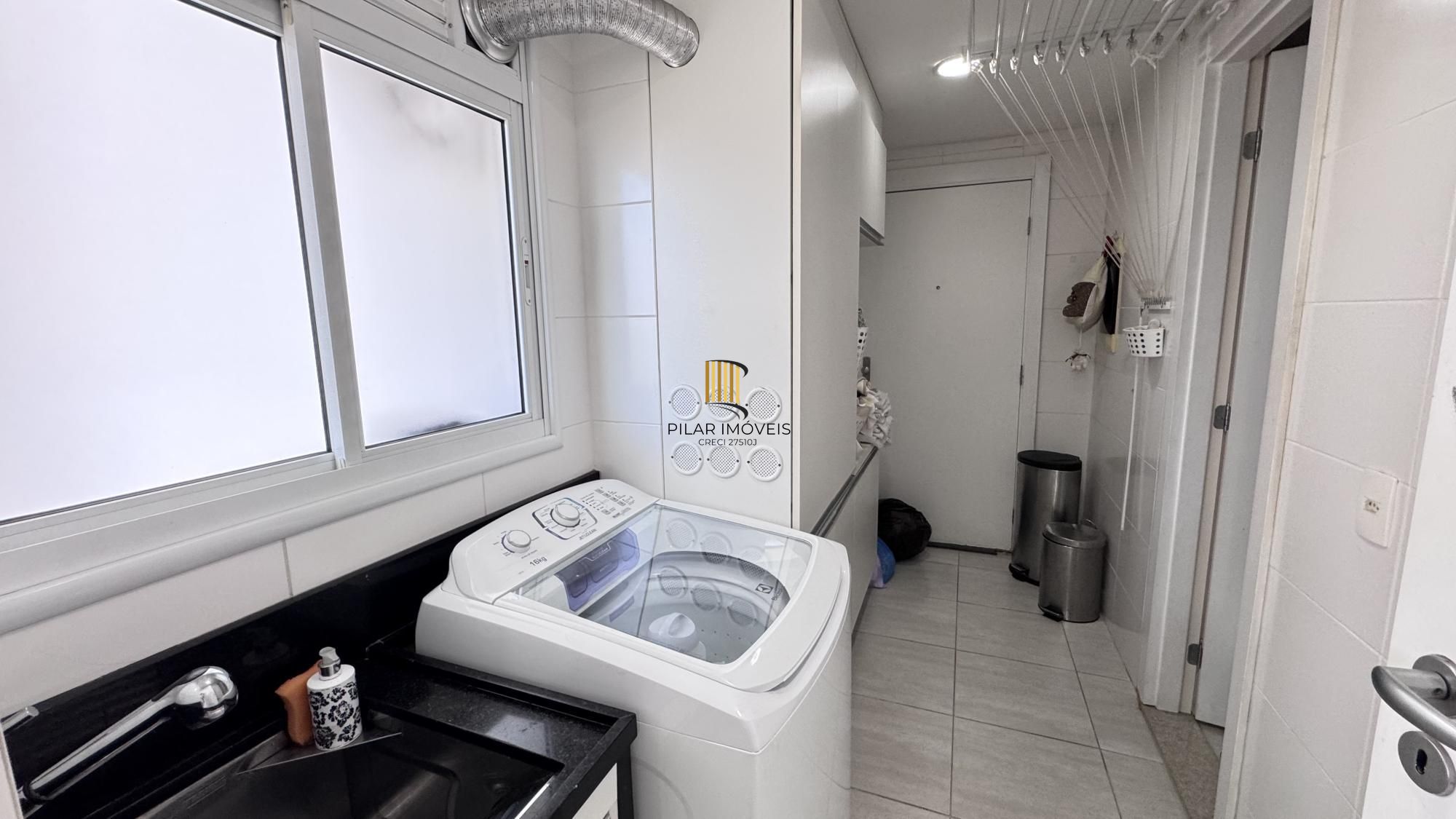 Apartamento no Condomínio Oslo com 3 Suítes à Venda no Jardim Europa