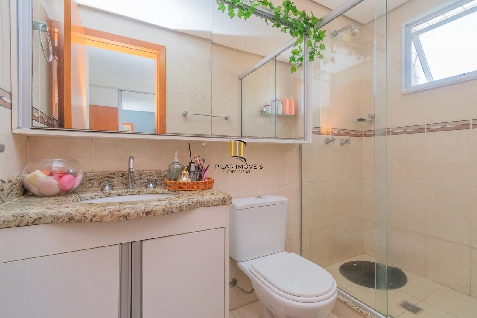 Apartamento com 76m², 2 quartos, 1 suíte, 1 vaga, no bairro Cristo Redentor