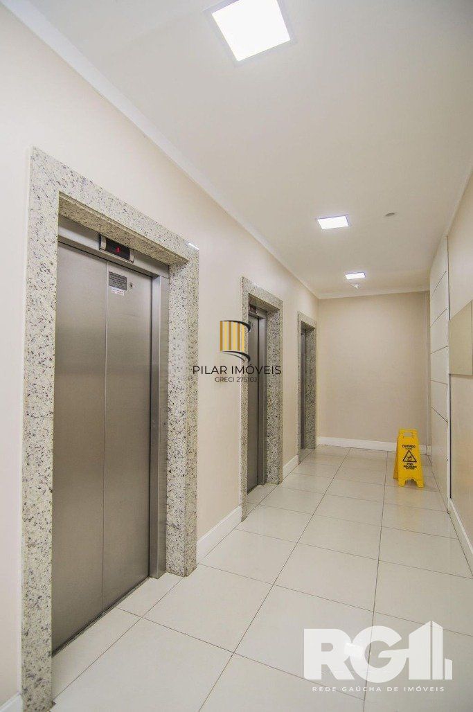 Apartamento 3 dormitórios no bairro Vila Ipiranga