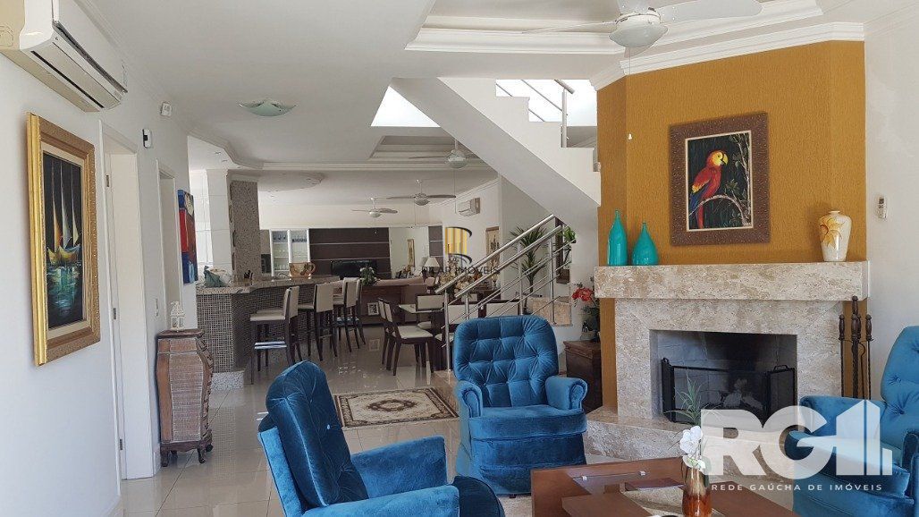 Casa de Condomínio 6 dormitórios no bairro Praia da Conceição