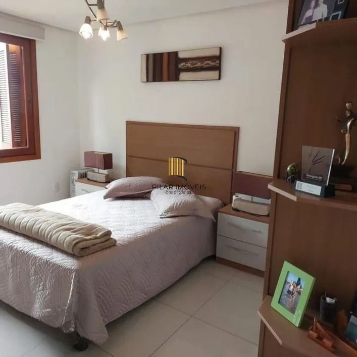 Sobrado com 3 dormitórios, terraço e espaço gourmet no São Sebastião – POA