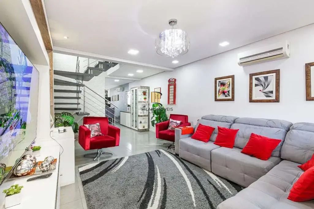 Sobrado com 3 Dormitórios, Suíte e Terraço Panorâmico - Jardim Planalto - Pilar Imóveis