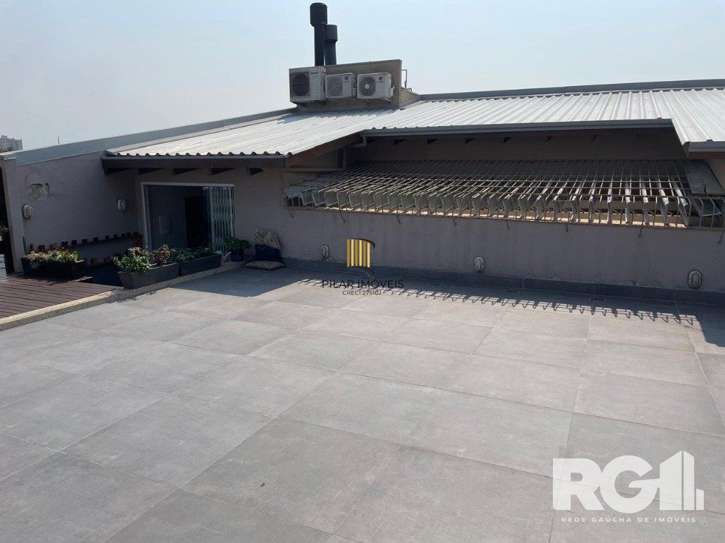 Casa 3 dormitórios no bairro Sarandi