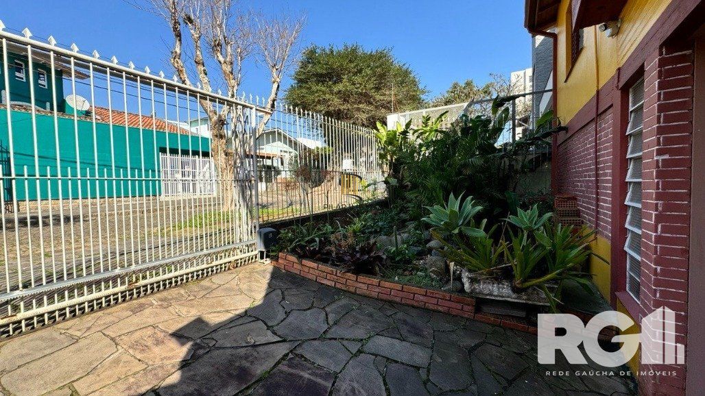 Casa 3 dormitórios no bairro Vila Ipiranga