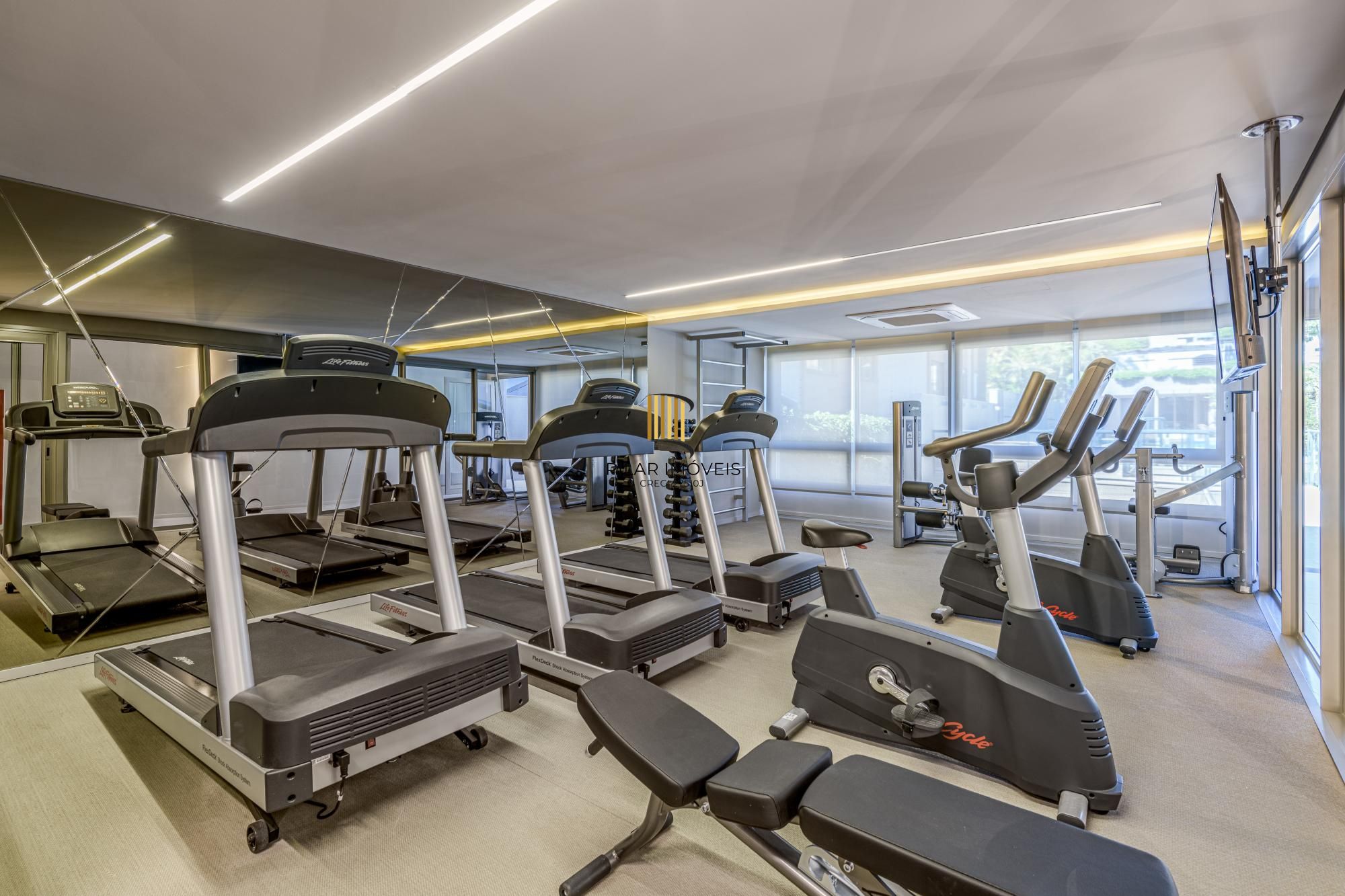 Apartamento Mobiliado 1 dorm e vaga no Mont Serrat - Porto Alegre