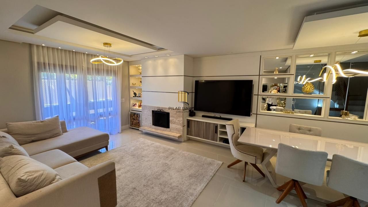 Casa Semimobiliada 3 dorm em Condomínio Fechado no Jardim Planalto