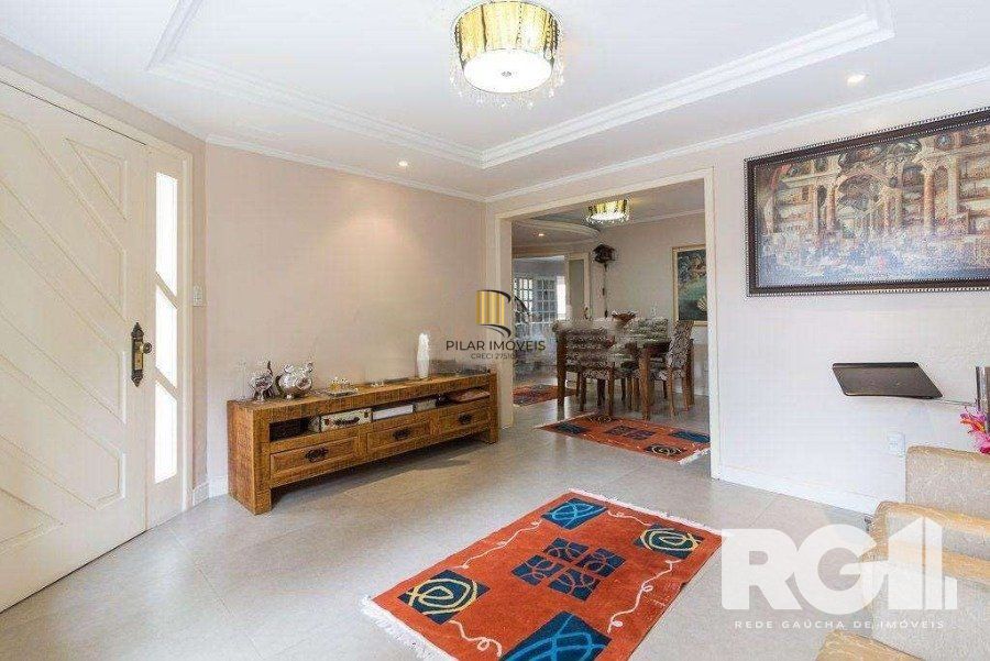 Casa 4 dormitórios no bairro Jardim Itu