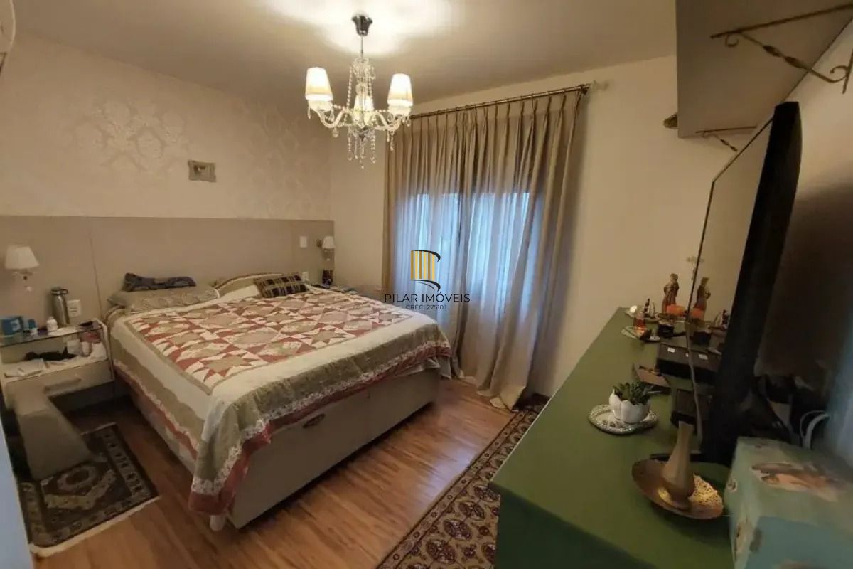 Apartamento de 2 dormitórios, suíte, churrasqueira e 1 vaga.