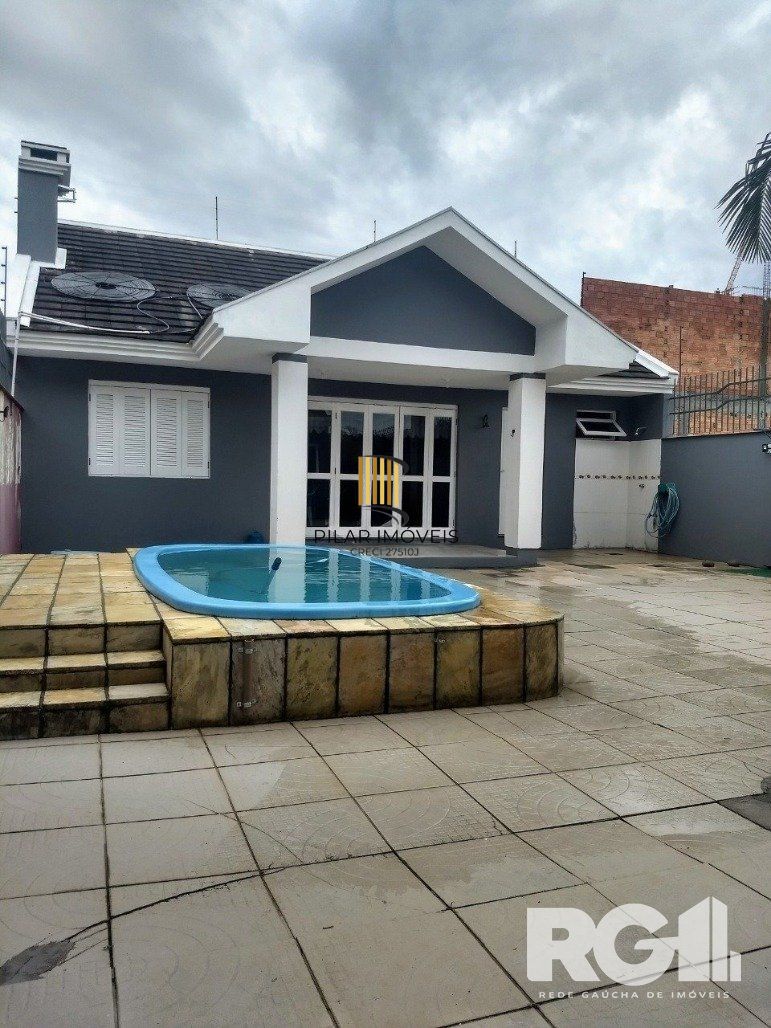 Casa 4 dormitórios no bairro Parque Santa Fé