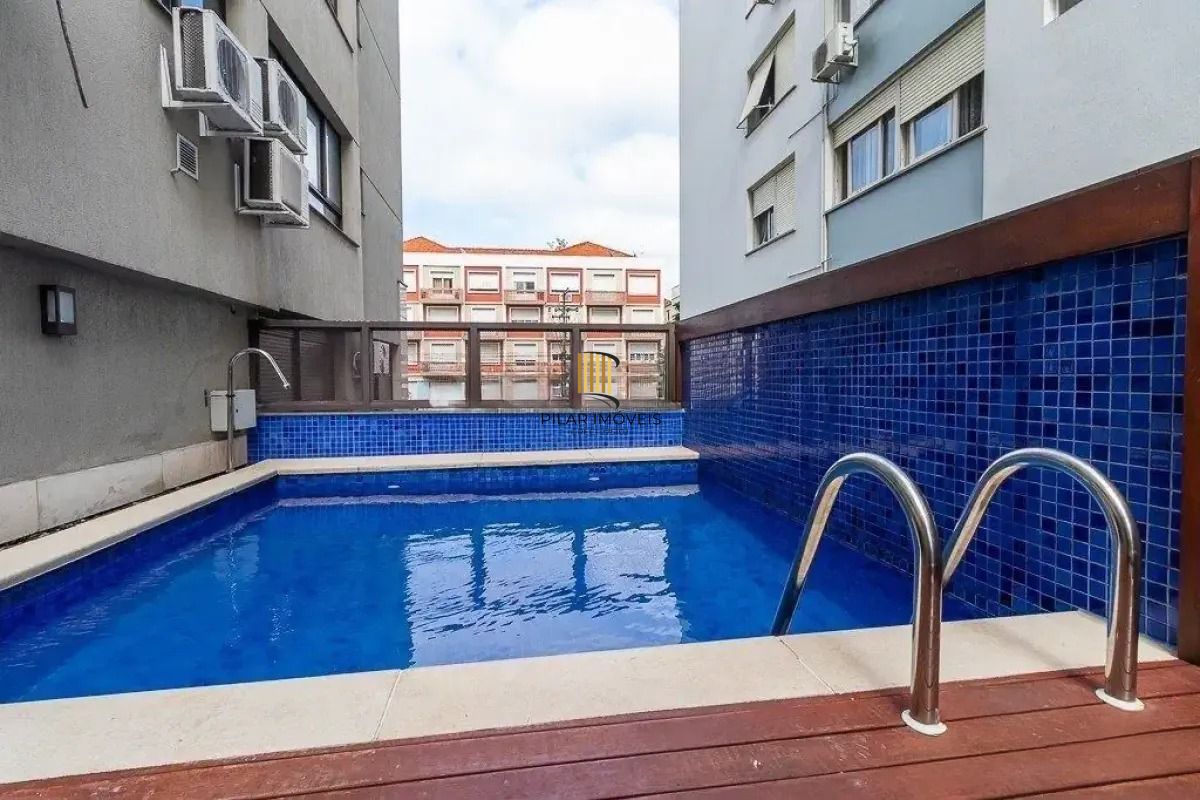 Apartamento de 2 dormitórios, suíte, churrasqueira e 1 vaga.