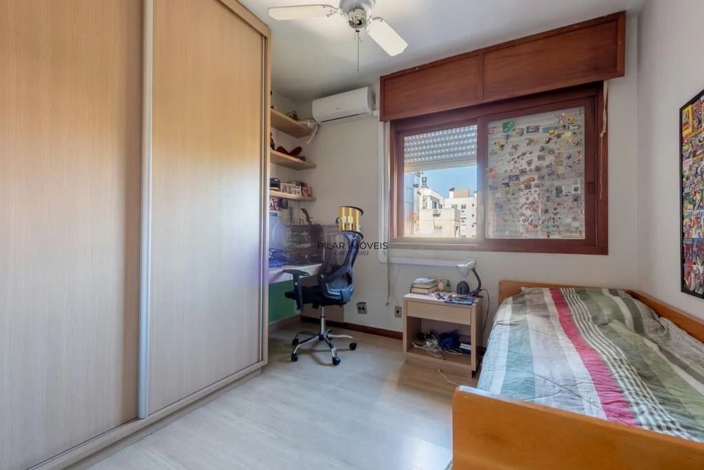 Cobertura com 3 dormitórios, suíte, piscina e churrasqueira.