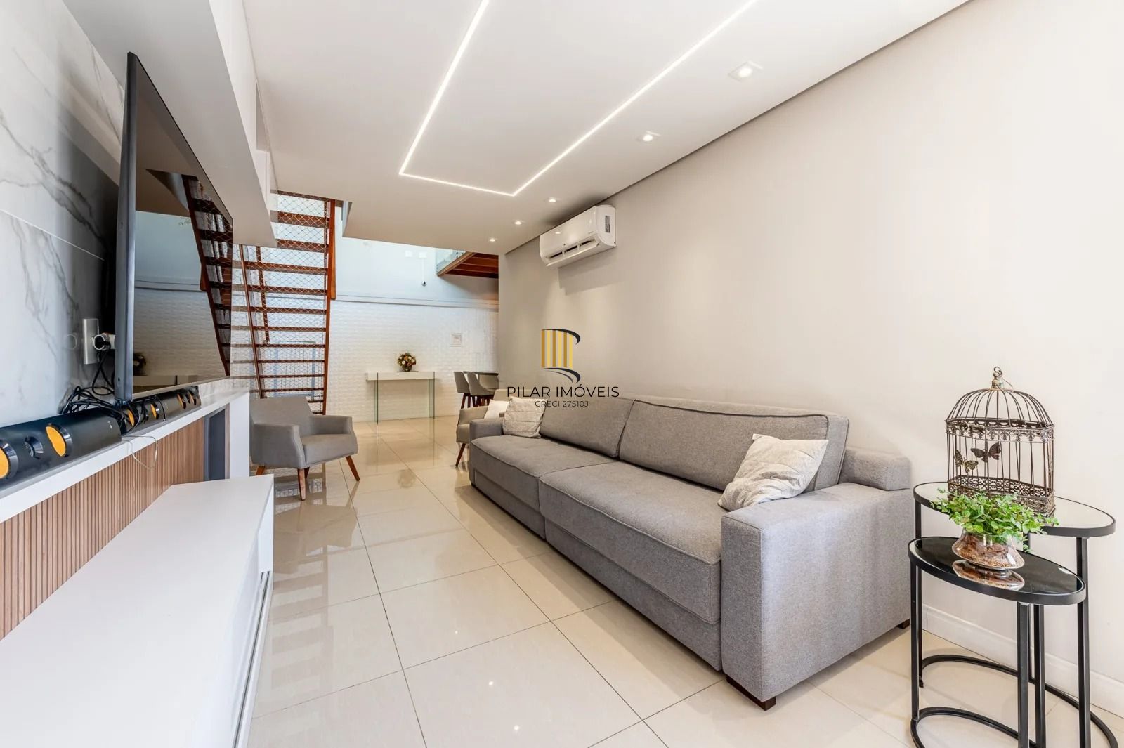 Apto Garden Duplex com 160m², 3 quartos, 1 suíte, 2 vagas, no bairro Rio Branco