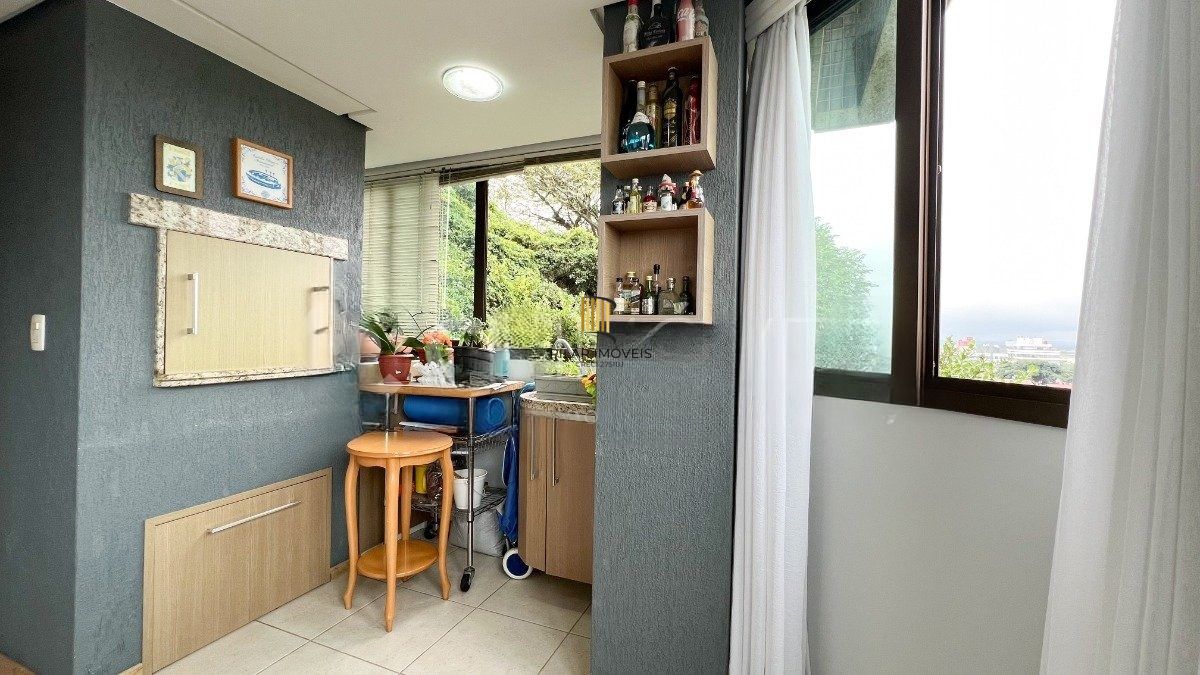 Apartamento 3 dormitórios, 134 m², no bairro Jardim Lindóia