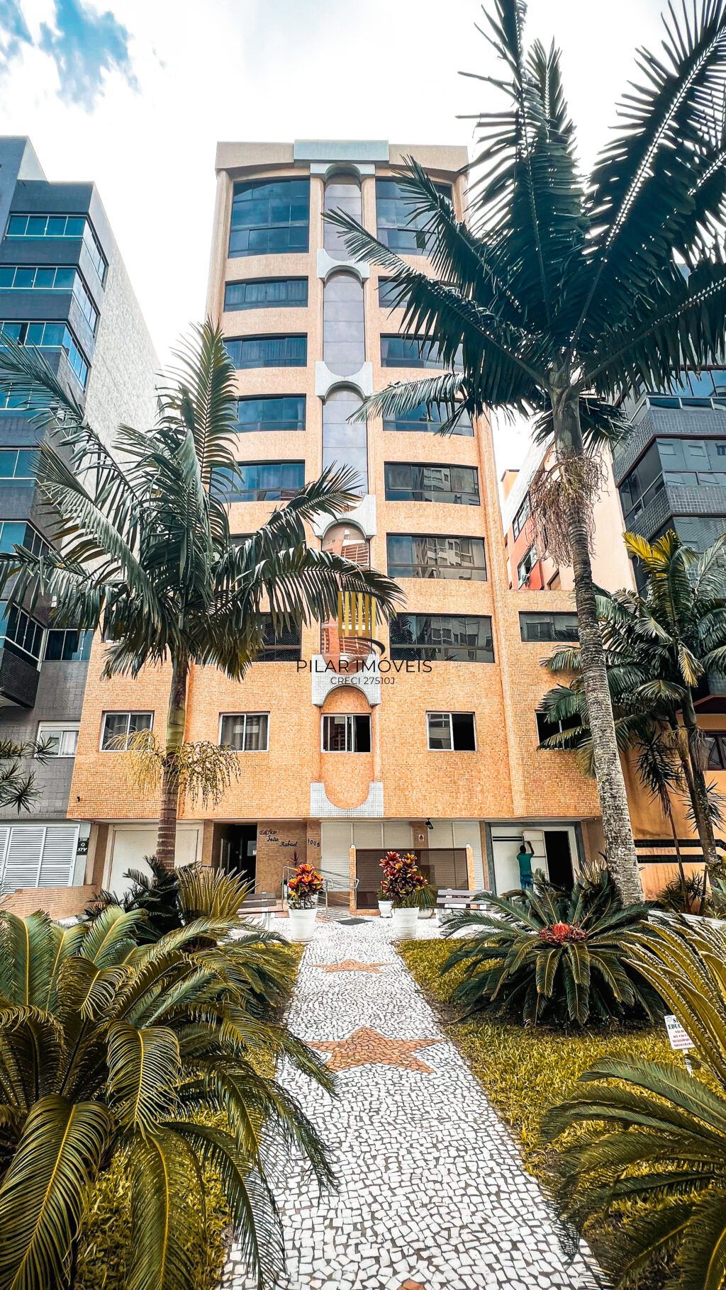 Cobertura mobiliada 4 dormitórios, Centro de Capão da Canoa