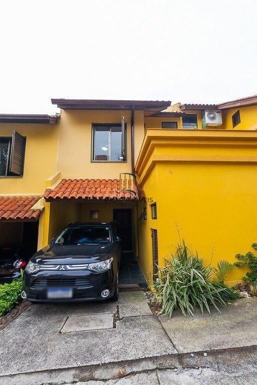 Casa em condomínio com 4 quartos, 2 suítes e 2 vagas à - Jardim Sabara