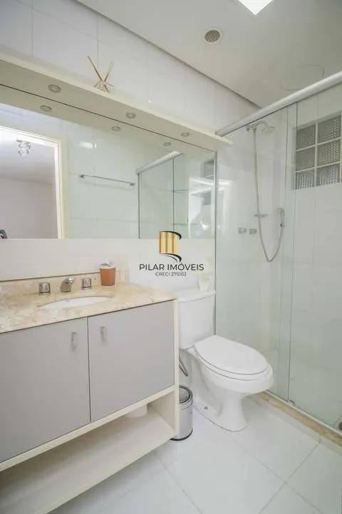 Casa de Condomínio 3 dormitórios no bairro Jardim São Pedro