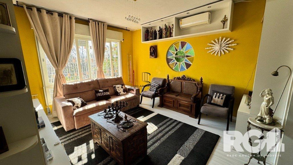 Casa 3 dormitórios no bairro Vila Ipiranga