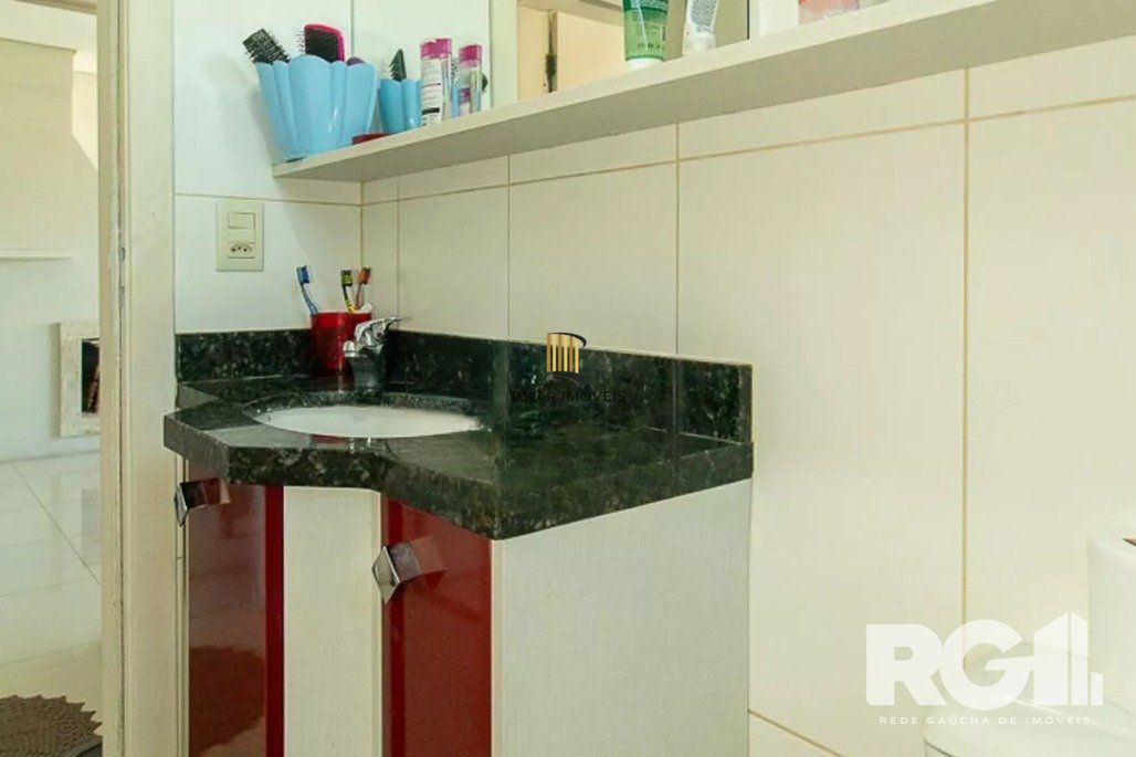 Apartamento com lareira,  2 dorm  Residencial Paris-  Rua: Engenheiro Arnaldo Gladoch  - São Sebastião