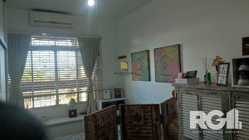 Casa 3 dormitórios no bairro Chácara das Pedras