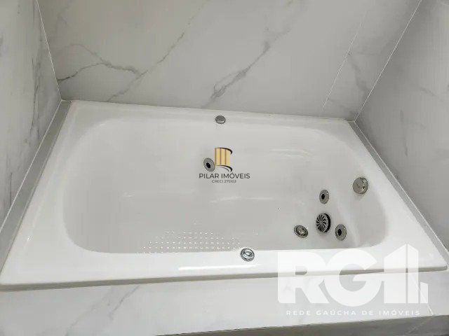 Apartamento 3 dormitórios no bairro Petrópolis