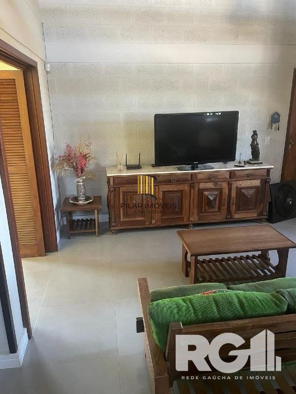 Casa 2 Dormitório(s) Bairro São Lucas