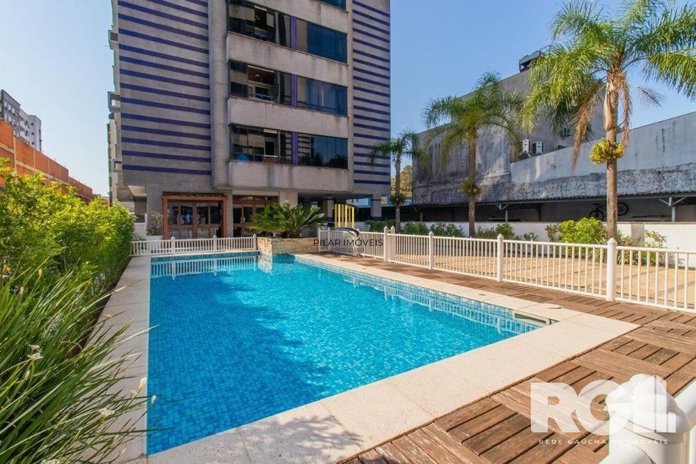 Apartamento 100% Mobiliado,  com 2 Quartos, vaga de garagem e elevador - Passo da Areia