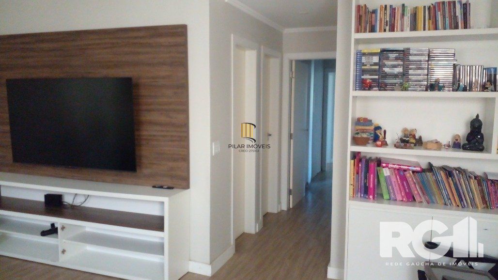 Casa 3 dormitórios no bairro Sarandi