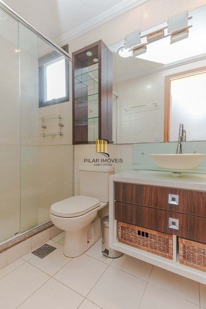 Apartamento de 4 dormitórios, sacada fechada com churrasqueira -Av. Panamericana