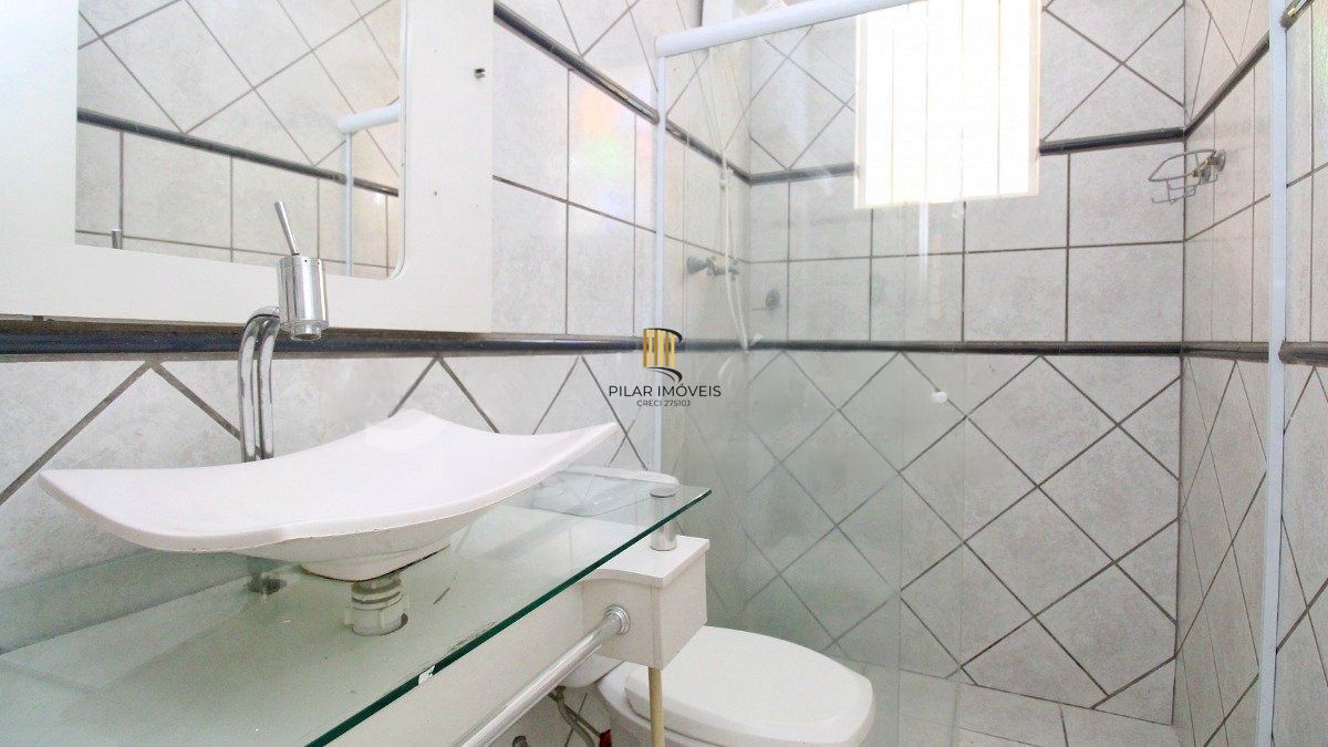 Casa com 4 dormitórios