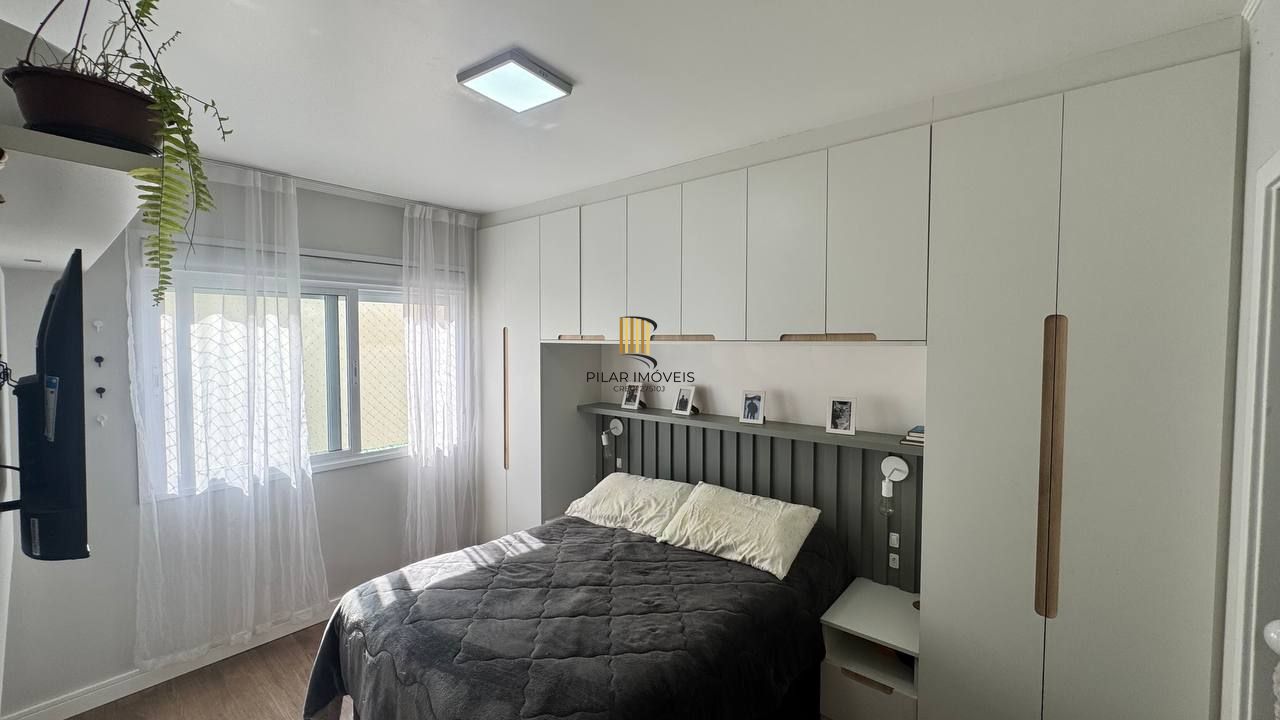 Apartamento mobiliado com 2 dormitórios 1 suíte e 1 vaga no Cristo Redentor