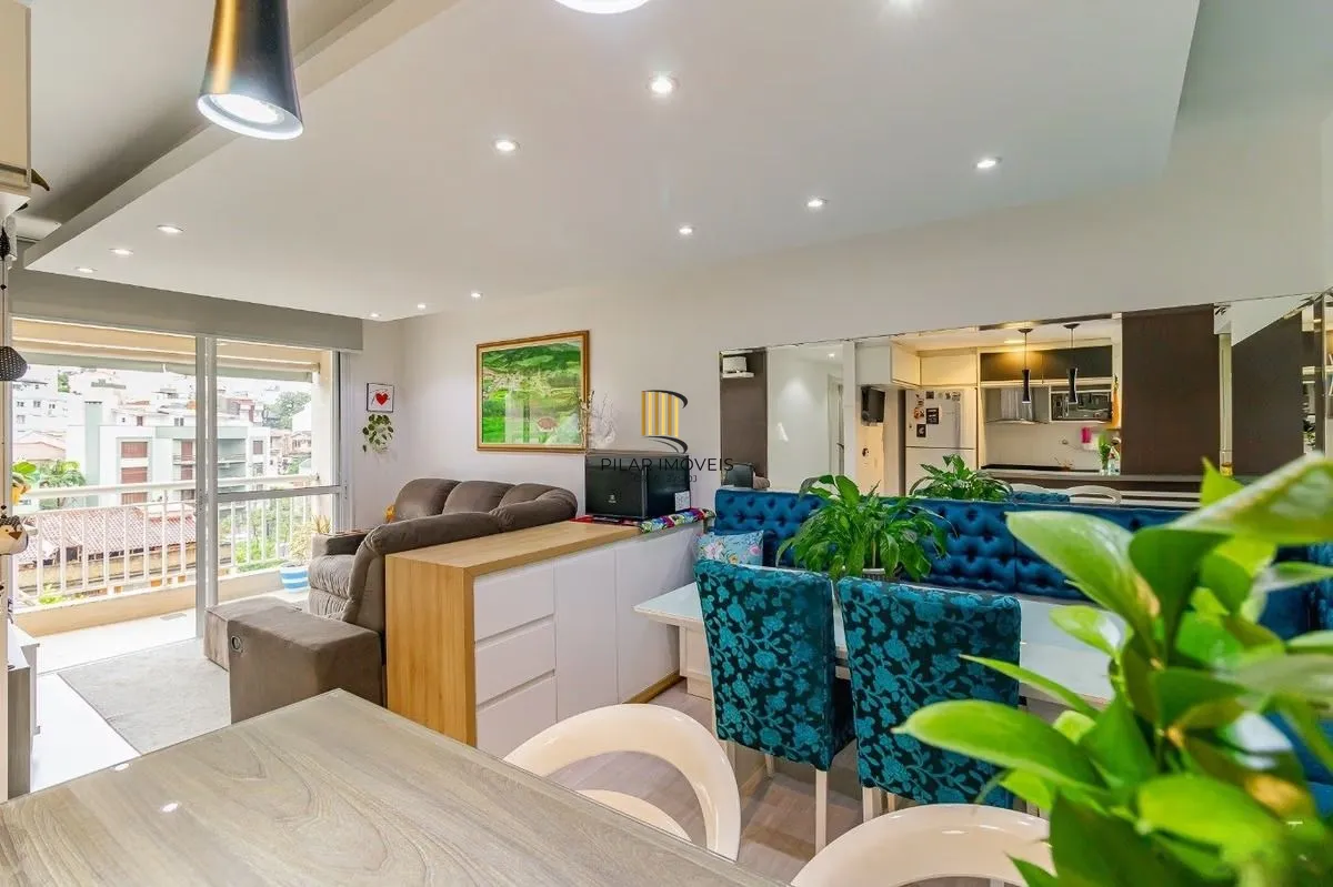 Apartamento 2 Dorm com Suíte, Sacada e Vaga