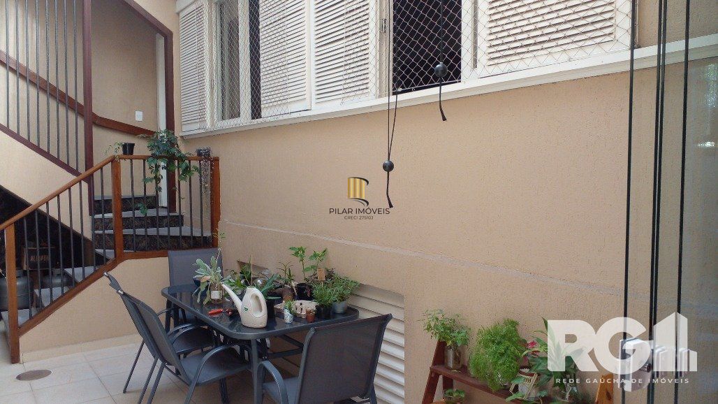 Casa 3 dormitórios no bairro Sarandi