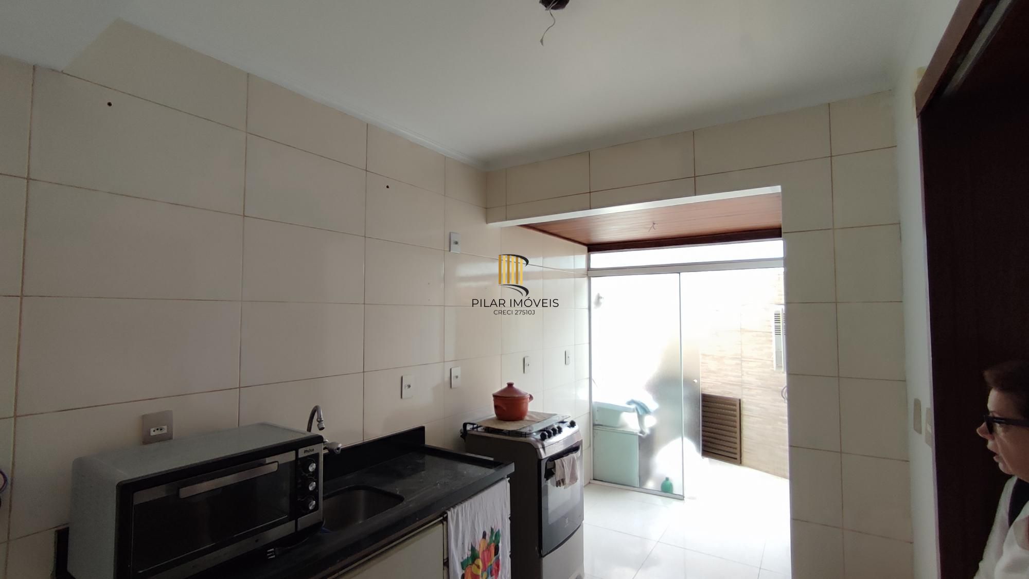 Casa de 3 Andares com Pátio e Churrasqueira Próxima ao Bourbon Country