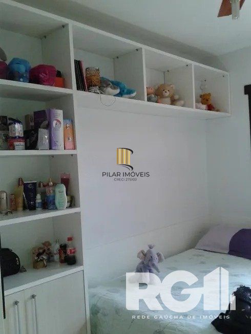 Excelente casa  3 dorm, 122m² privativos, amplo pátio com piscina nos fundos,  Rua Doutor João César Krieger
