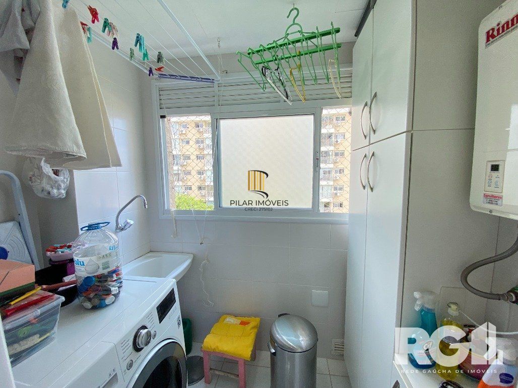 Apartamento de 2 dormitórios com suíte, churrasqueira, 2 vagas, condomínio com infraestrutura completa.