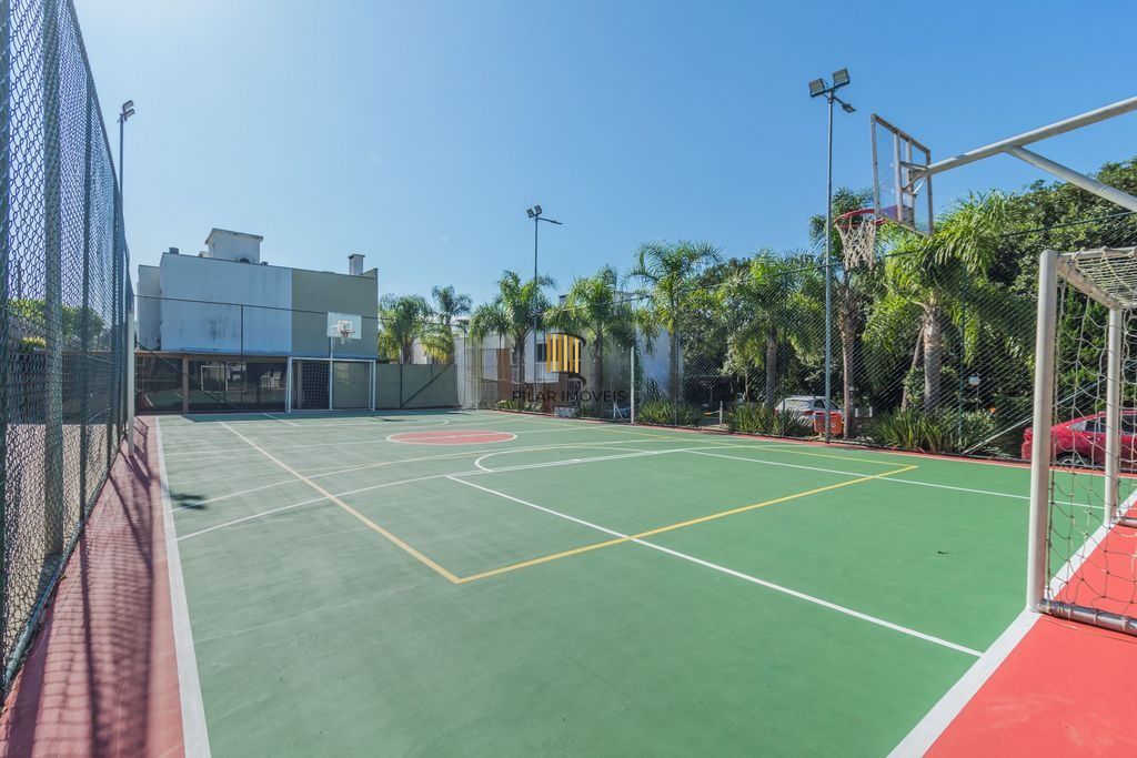Casa em condomínio com 3 dormitórios, suíte e pátio amplo – 147m²