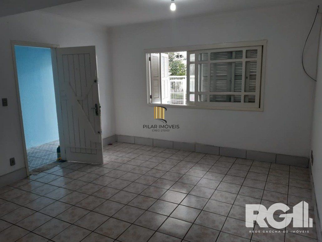 Sobrado 2 dormitórios no bairro Jardim Itu