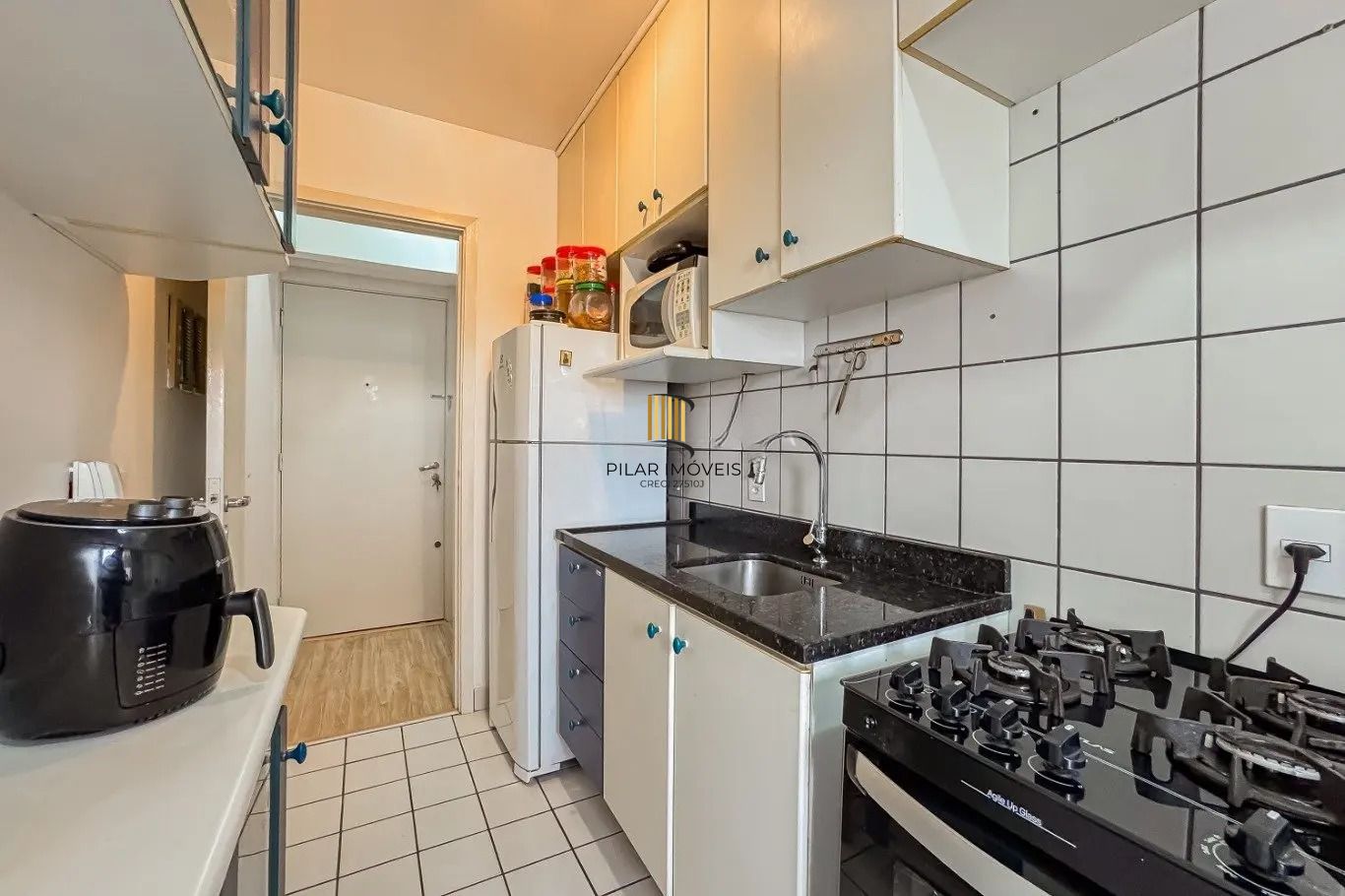 Apartamento andar alto 2 dormitórios sacada e churrasqueira - Sertório Sarandi