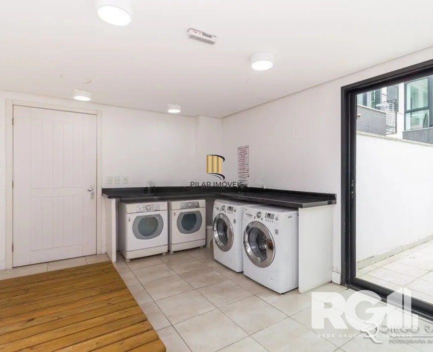 Apartamento com 1 quarto e 53m² à venda em Menino Deus, Porto Alegre.