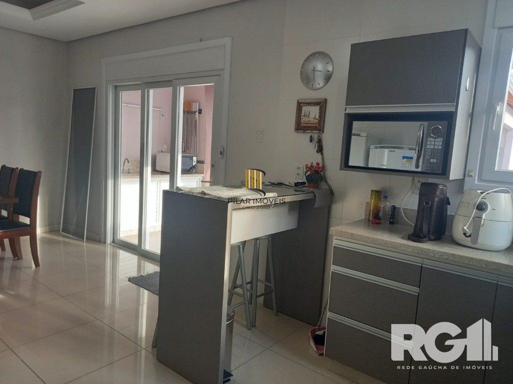 Casa 3 dormitórios no bairro São Sebastião