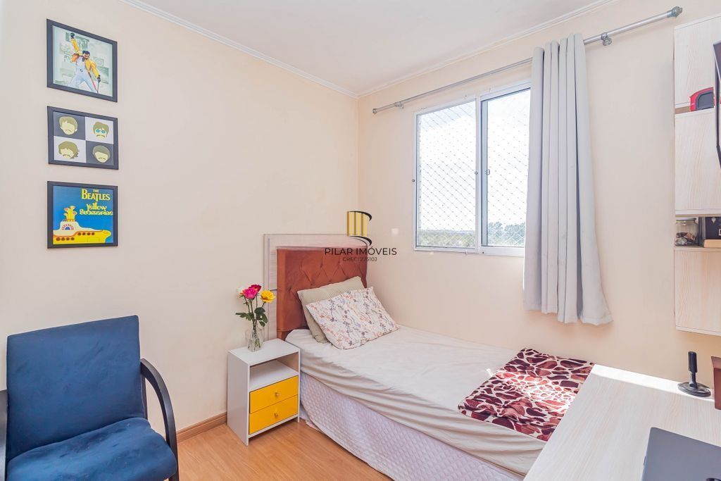 Apartamento com 2 dormitórios e vaga no Morro Santana